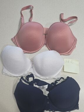 Laura Ashley SET of 3. Pink White Blue Molded T-Shirt Bra. Bird Song 38C Bras